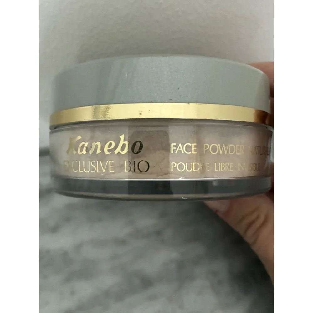 Kanebo Exclusive Bio Face Powder. Natural finish. Jumbo 1.4 Oz . Sealed. RARE